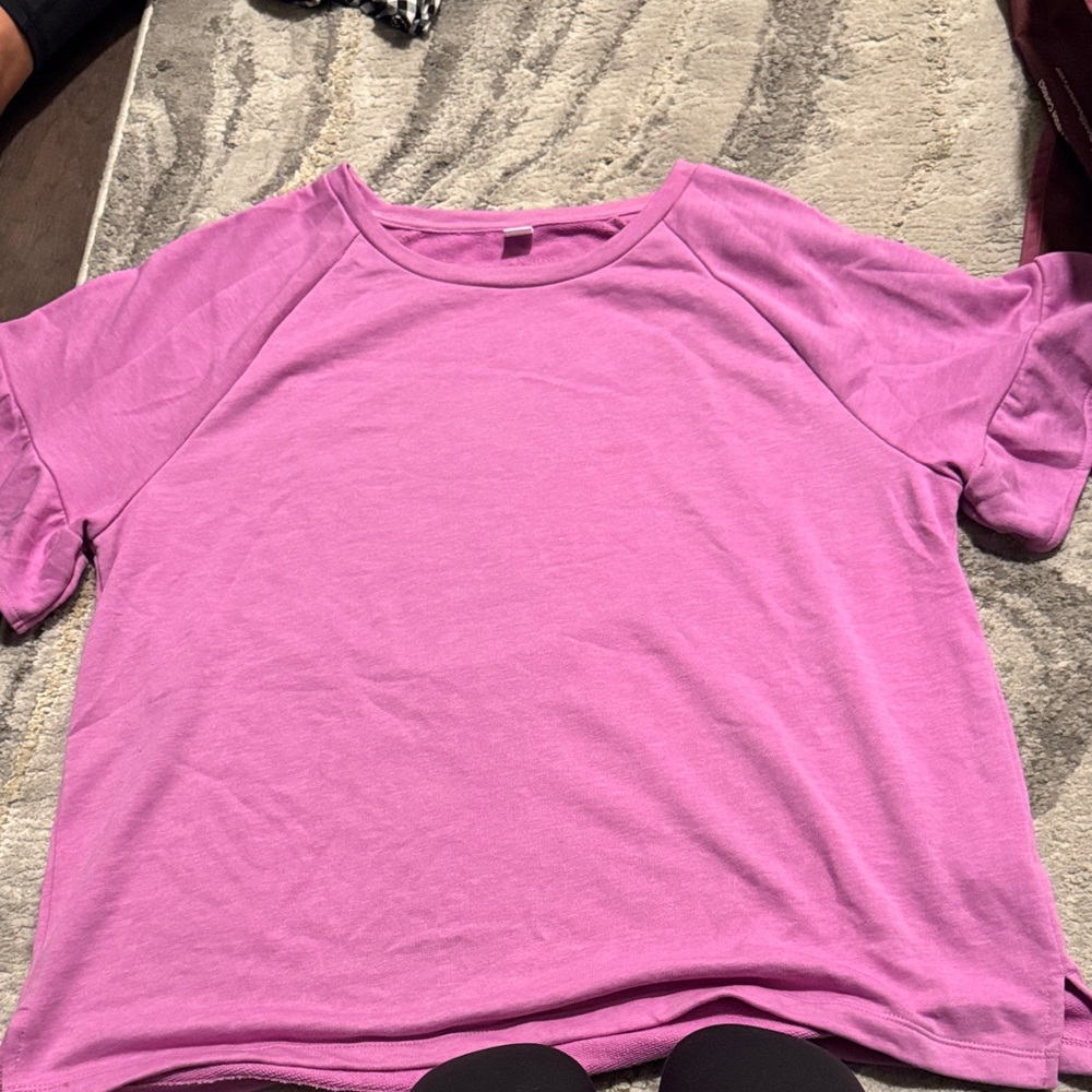 Old Navy Lavender Short Sleeve Tee